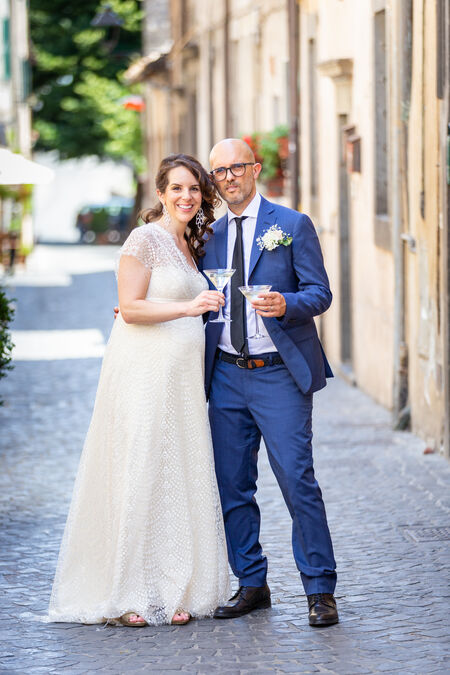Newly-Weds celebrate their happiness in Bracciano