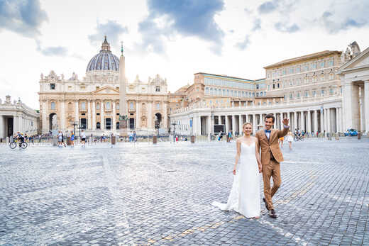 A beauitful Sposi Novelli photo shoot in Rome