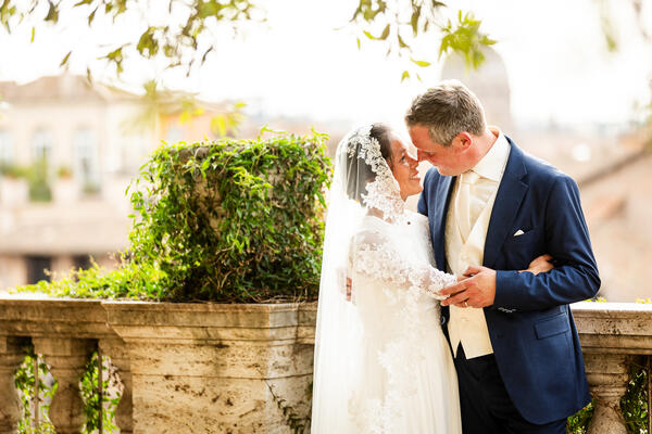 Sposi Novelli couple on the Terrazza Caffarelli